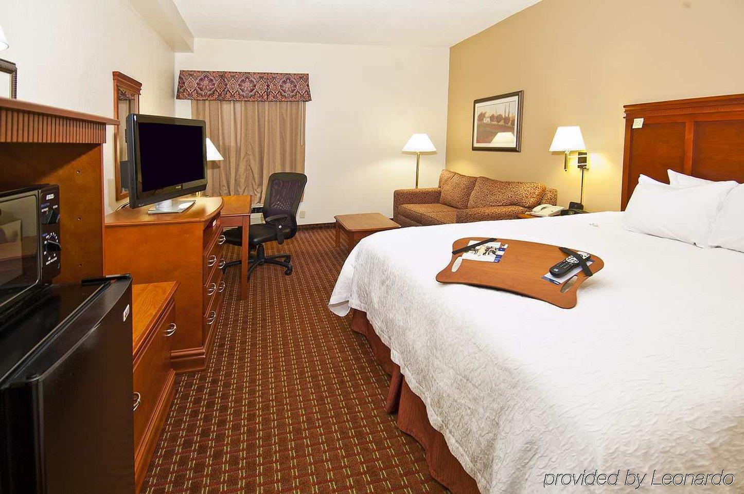 Hampton Inn Corinth Экстерьер фото